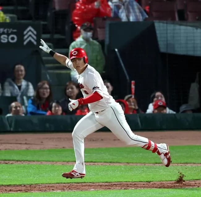 【悲報】広島ドラ1佐々木「小学校には中日ユニで通ってました」ｗｗｗｗｗｗｗｗｗｗｗｗｗｗｗｗｗｗｗｗ