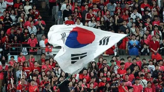【悲報】韓国サッカー界期待のホープ「韓国はレベルが低いから日本の代表を目指したい！帰化します！」