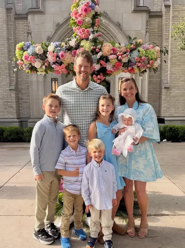 【画像】カーショウ家、全員カーショウ