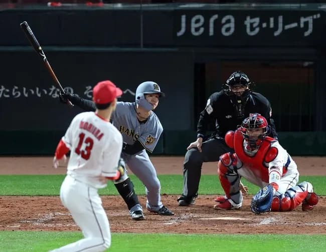 【悲報】広島カープ、抑え栗林を先発に持ってきてしまい森浦を抑えにして早くも大逆転2敗