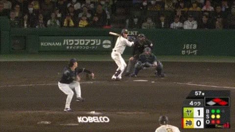 ヤクルト・伊藤、綺麗なトンネルで同点に追い付かれるｗｗｗ