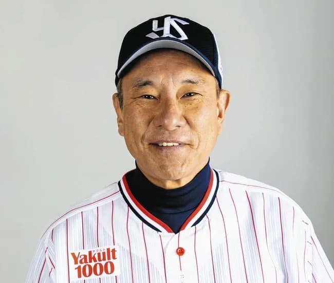 ヤクルト池山監督「豪快さこそ野球の華、打ち勝つ野球が理想。来年からDH制が導入されるので諸々考えるとバントは好みじゃない」