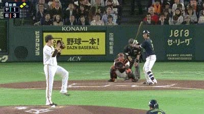 【巨人対ヤクルト1回戦】ヤクルト、8回表無死二三塁から古賀のセカンドゴロの間に三塁ランナーが生還し1点差に詰め寄る！！！！！