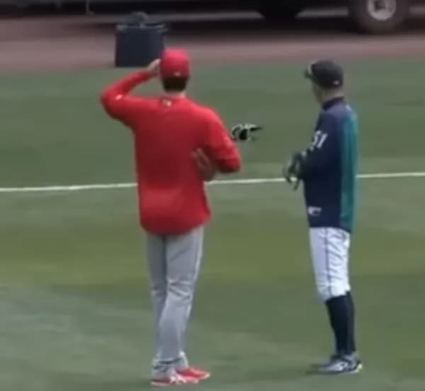 大谷と並んだイチロー、意外とデカくねえか・・・？