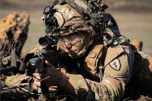 【悲報】アメリカさん、18歳になったら自動で「徴兵対象」に登録される法案を可決してしまうｗｗｗｗｗｗｗｗｗｗ
