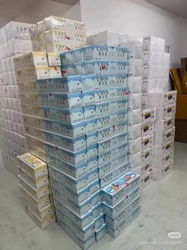 【悲報】らぶぶ転売ヤーさん、大量の在庫を抱えて無事死亡してしまうｗｗｗｗｗｗｗｗｗｗ