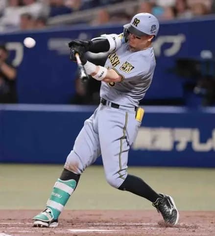 【阪神】佐藤輝明、打率セ首位の.414「悪い時もあれば、こういう時もある」今季３度目猛打賞
