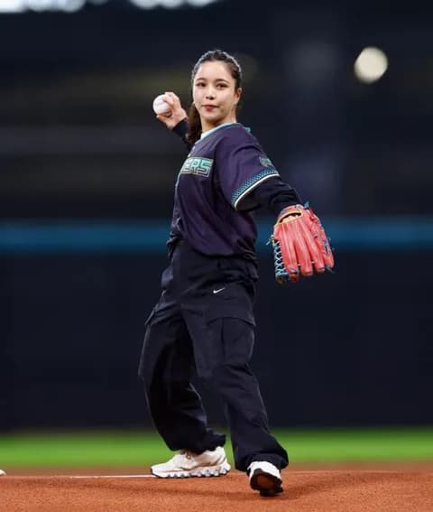 【日本ハム】高梨沙羅がエスコン始球式に登場｜反応まとめ｜4/12
