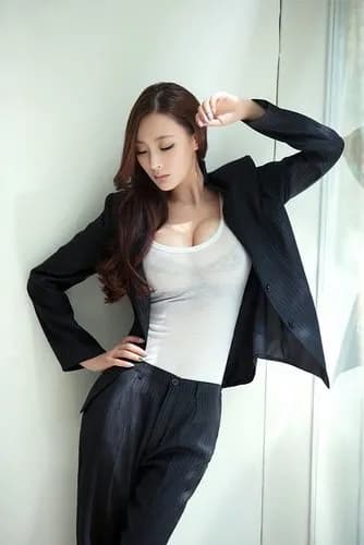 【悲報】中国人さん「ルーシー・リューが美人？ふざけるな、うちの国の女優の方が遥かに美人だぞ」ｗｗｗｗｗｗｗｗｗｗ