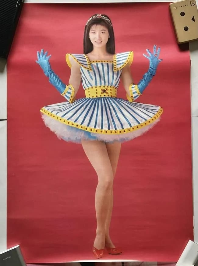 【画像】森高千里のポスター、レベチｗｗｗｗｗｗｗｗ