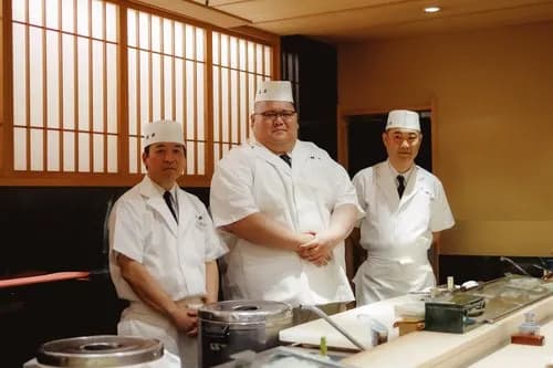 【悲報】江戸前寿司職人さん「サーモン扱う職人には『何をやってるんだ！』と言いたい」ｗｗｗｗｗｗｗｗｗｗ