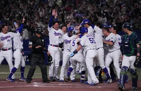 【朗報】中日、ベンチに盛り塩をしたら逆転サヨナラ勝利