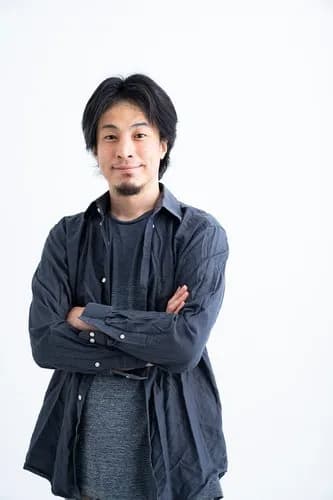 【悲報】ひろゆきさん、ニコニコ超会議で襲撃される・・・・・・・・・