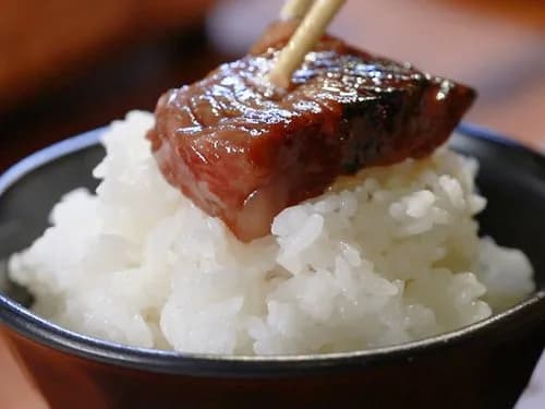 【悲報】焼肉食べ放題でライスで腹満たす奴ｗｗｗｗｗｗｗｗｗｗ