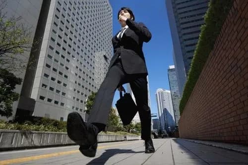 【悲報】日本の労働者さん、会社の内部留保をガチで擁護してしまうｗｗｗｗｗｗｗｗｗｗ