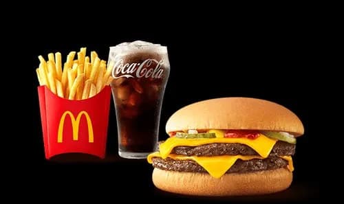 【悲報】マクドさんの公式CM、モデルがバーガーを一切食べていないことがバレて炎上してしまうｗｗｗｗｗｗｗｗｗｗ
