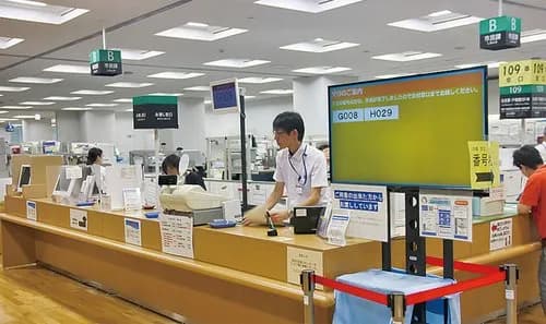 【悲報】役所さん「17時で閉めます!土日祝休みます!」←社会人いつ行くねんwwwwwwwwww
