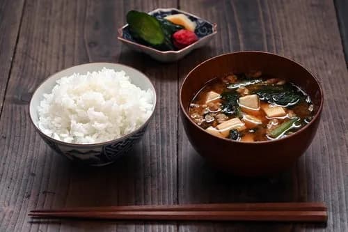 【悲報】江戸時代さん、塩と味噌しか調味料がなかったｗｗｗｗｗｗｗｗｗｗ