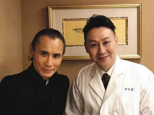 【悲報】片岡鶴太郎さん(71)、菜食で極限まで鍛えた"筋肉ボディ"を披露した結果ｗｗｗｗｗｗｗｗｗｗ