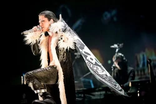 【悲報】L'Arc～en～Cielさん、ガチでhydeの個人軍だったｗｗｗｗｗｗｗｗｗｗ