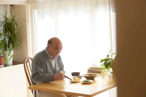 【悲報】４０過ぎて独身の奴さん、両親が死んだ後どうすんのｗｗｗｗｗｗｗｗｗｗ