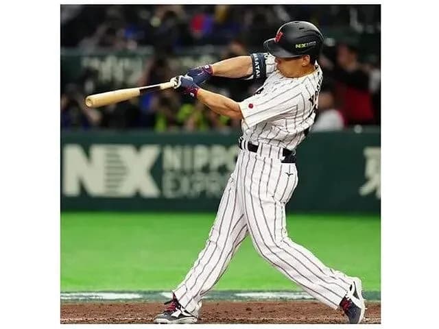 【週刊実話】阪神が吉田正尚を獲得へ メジャー移籍の主砲・サトテルの穴埋めに“追放危機”のマッチョマンを全力調査