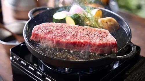 【悲報】日本さん、ガチで『ステーキ文化』が根付かないｗｗｗｗｗｗｗｗｗｗ