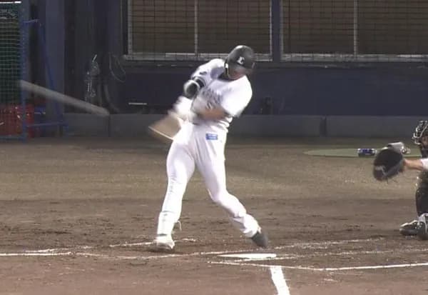 西武・西川愛也、9番降格から意地の同点ホームラン！