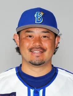 DeNA宮﨑敏郎が初回に自打球で途中交代、試合中に病院へ　相川監督は「打撲。登録抹消は現時点で考えていない」