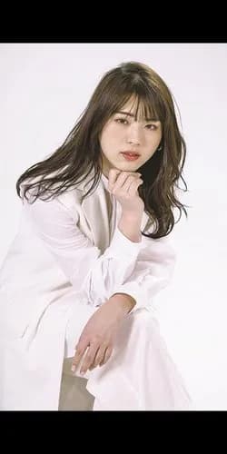 【衝撃】井手上漠さん、豊胸手術を告白してしまう・・・・・・・・・
