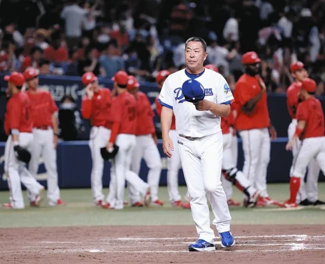 中日本部長、井上監督の続投を明言「スタメンは他球団と比べても劣っていない」