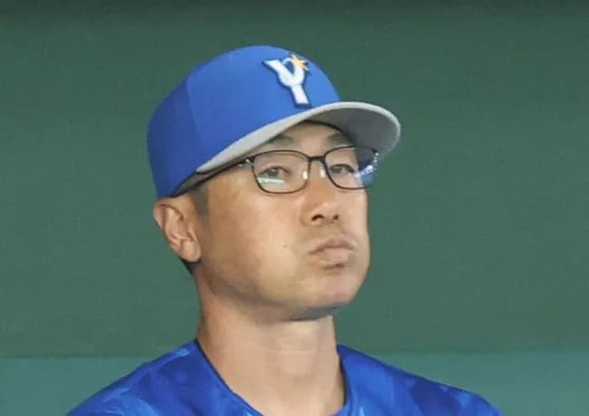 DeNA、8試合ぶりの2桁安打も拙攻で2点止まり…相川監督は「2死から単打、単打、単打では1点も入らない」と”先手必勝”の攻めを説く
