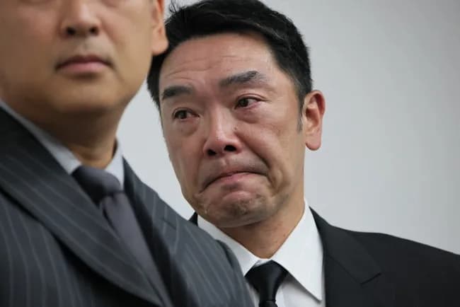 【悲報】阿部娘「警察が来て1番驚いたのは自分だし、父が警察に連行された姿を見て泣き崩れてしまいました😭😭」