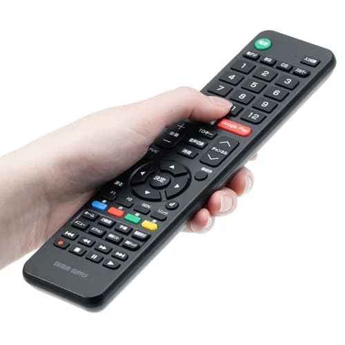 【悲報】テレビ離れだけじゃなくメディア総視聴時間まで減少・・・・・・・・・