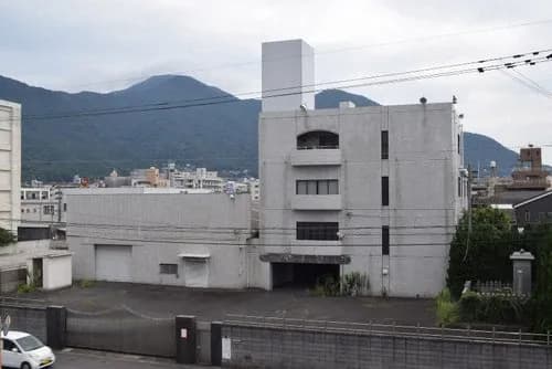 【悲報】工藤会系組員さん、中学生に売春させた疑いで逮捕・・・・・・・・・