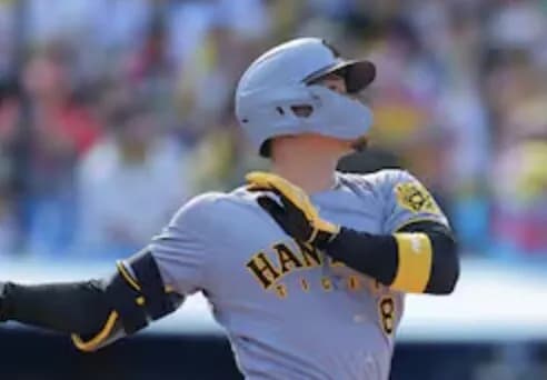 佐藤輝明 打率.378 13本 38打点 出塁率.455 OPS1.177