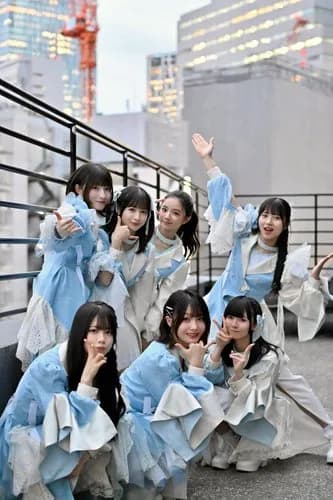 【悲報】5/10にデビューした地下アイドルさん、ファン俺しかいないんじゃないのｗｗｗｗｗｗｗｗｗｗ