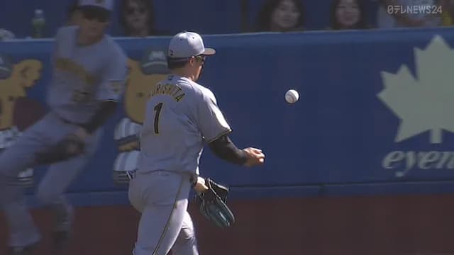 【珍プレー】 阪神・森下、お手玉落球 → 友杉実質ランニングホームランｗｗｗｗｗ