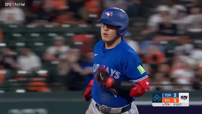 岡本和真 .216 12本 31打点 出塁率.300 長打率.422 OPS.722 四球率9.6% 三振率31.7%