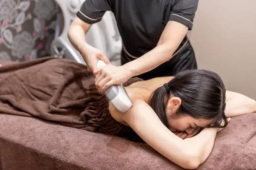 【困惑】JCさんの腋、マジで汚いｗｗｗｗｗｗｗｗｗｗ
