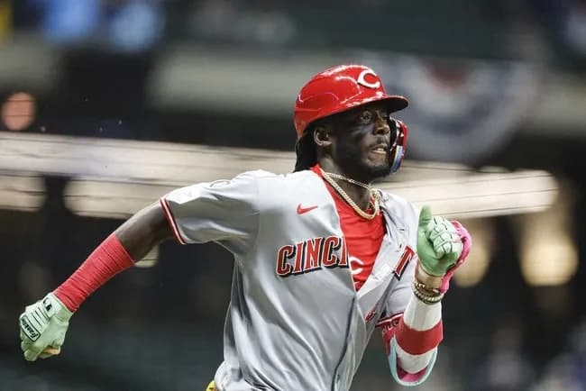 【MLB】レッズ激震　遊撃手エリー・デラクルスが右ハムストリング張りで途中交代　276試合連続出場に黄信号