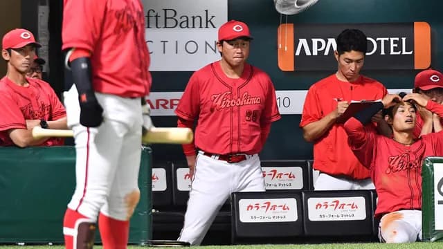 カープ新井監督『ロロロソソソ6連敗』を謝罪「勝つところをお見せできなくて申し訳ない」【監督談話/反省会】