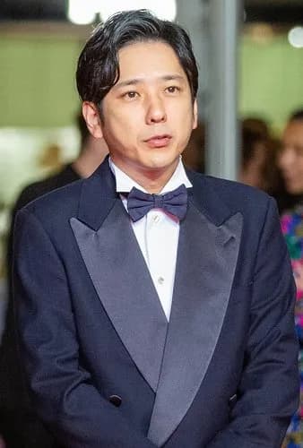 【悲報】嵐・二宮さん「天国のジャニーさん、聞こえていますか」・・・・・・・・・