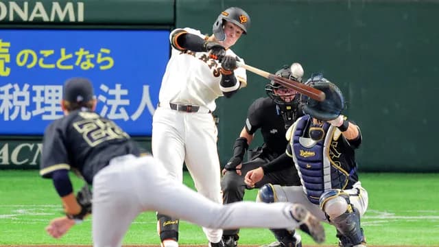 カープファン「九里が打席で粘った後は打たれる」→巨人キャベッジに特大被弾