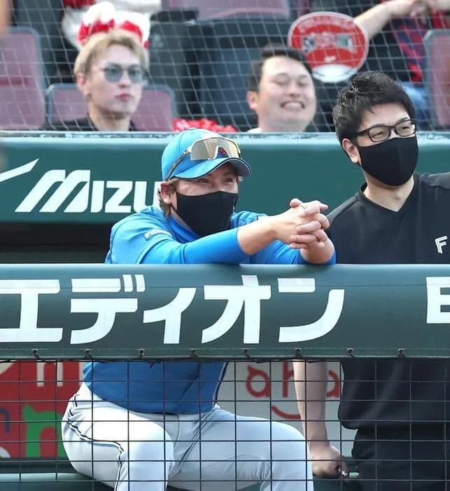 日本ハム・新庄監督　広島ファンに異例の言及「やっぱり真っ赤に染まったスタンドが選手の力になる」