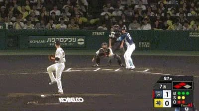 【阪神対西武1回戦】阪神・小幡の守備…