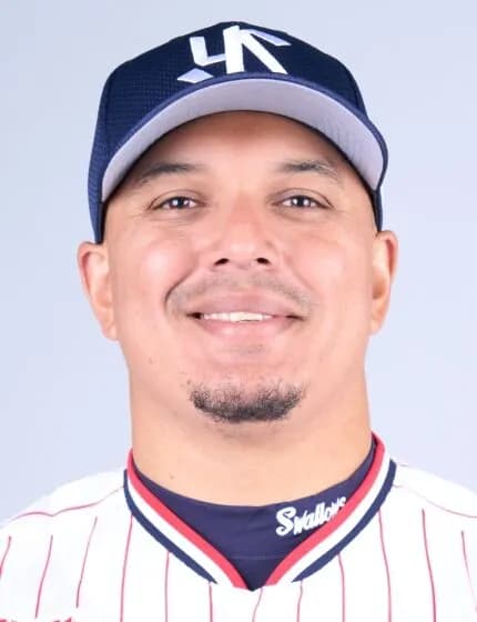 【朗報】ホセ・オスナ、一塁手レギュラー争いのライバルをことごとく撃退してしまうwwwwwwwwwwwwwwwwwwwwwwwwwww