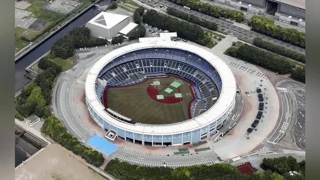 【ロッテ】千葉マリンスタジアムは「ドーム型」で移転新設へ　パリーグで屋外球場は仙台だけに