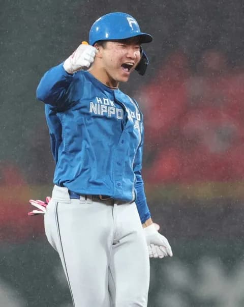 【日本ハム】山縣秀、２２打席目での今季初安打がＶ打｜広島戦｜ヒーローインタビュー時の反応まとめ｜6/4