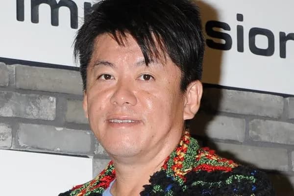 【悲報】ホリエモン、今度はSUSURUにキレる「WAGYUMAFIAのラーメンはまずいとか、わざわざ言うわけ。リュウジと一緒だよ」 ※言ってない